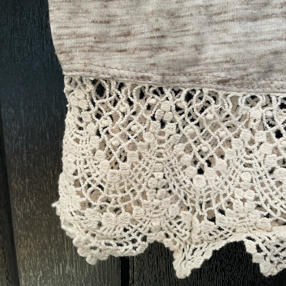 Tank Top - Picture 3 of 4